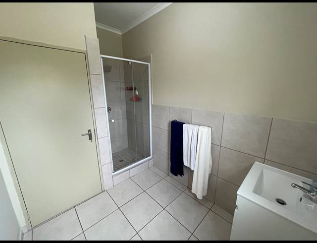 2 BEDROOM APARTMENT FOR SALE IN BRENTWOOD PARK